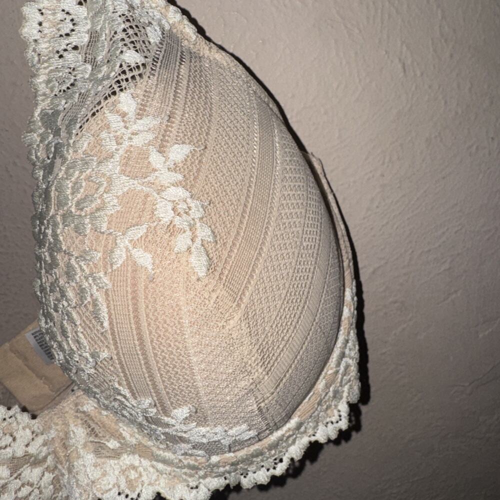 Wacoal Embrace Floral Lace Contour Bra 32DD Beige Style 853291 Underwire - Picture 7 of 13